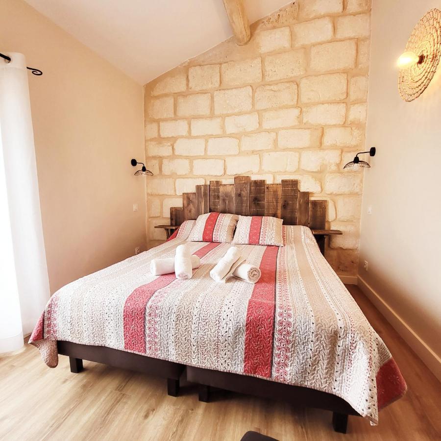 Manade Saint Louis Mas De La Paix Bed and Breakfast Vauvert Buitenkant foto